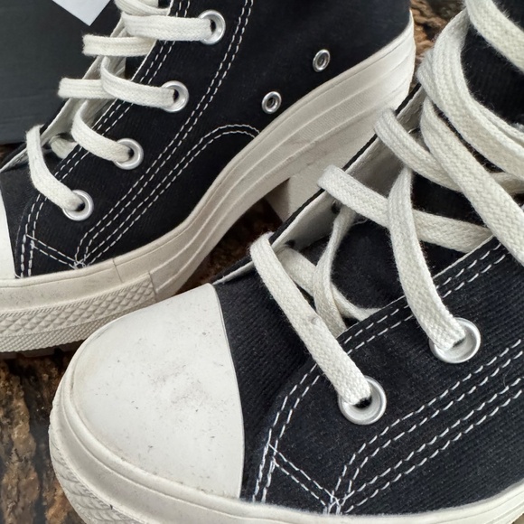 Converse Chuck Taylor High Top Heels size 7 - Picture 5 of 12